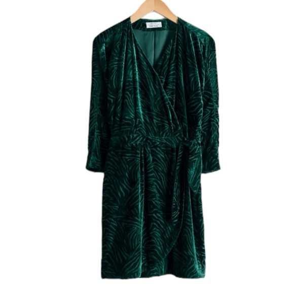 & OTHER STORIES Velvet Wrap Green Mini Dress - Picture 14 of 14